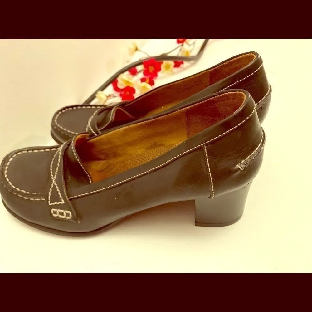 🎀 Natural soul women’s shoes size:7.5